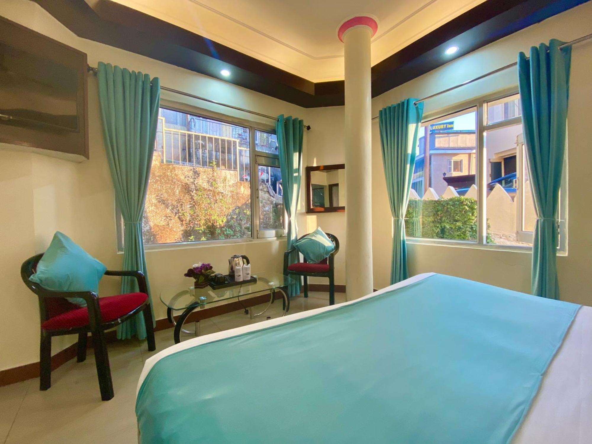Riversun Hotel Mall Road Масурі Екстер'єр фото